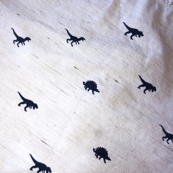 GYMBOREE 3T LONG SLEEVE BUTTON DOWN OFF WHITE DINO - Picture 5 of 6